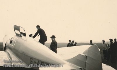 Atlantikflieger Charles Lindbergh auf dem Flughafen Kln Butzweilerhof