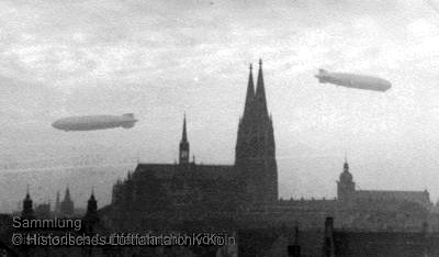 LZ 127 "Graf Zeppelin" und LZ 129 "Hindenburg" kreuzen ber Kln
